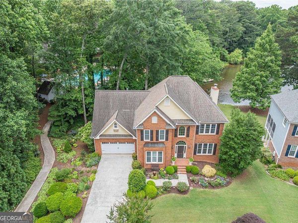 2541 Kenswick Circle, Lawrenceville, GA 30044