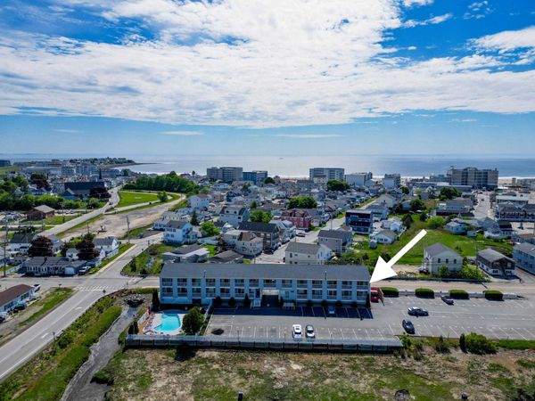 20 Brown Avenue, Unit 56, Hampton, NH 03842