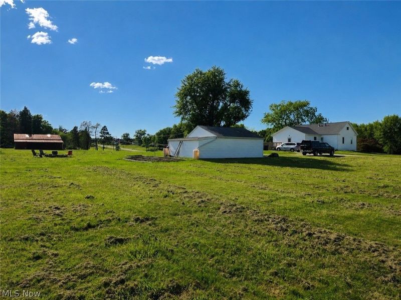 8942 Edison Street NE, Louisville, OH 44641 Photo 31