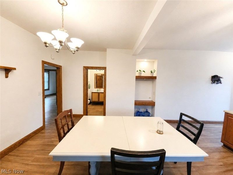 8942 Edison Street NE, Louisville, OH 44641 Photo 8