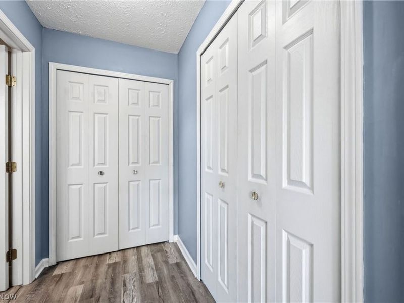 16093 Primrose Circle , Middleburg Heights, OH 44130 Photo 23