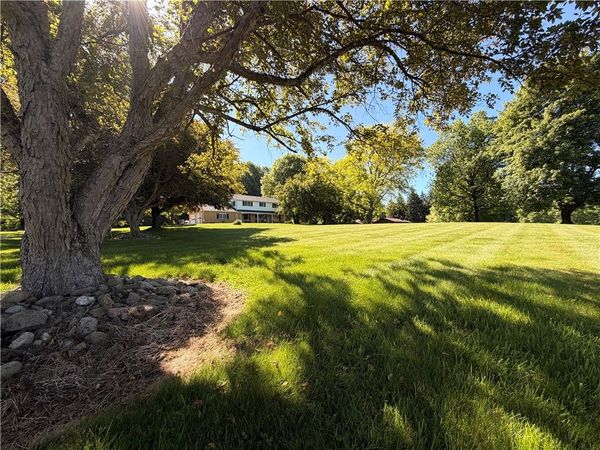 2072 Boyd School Rd , Wampum, PA 16157