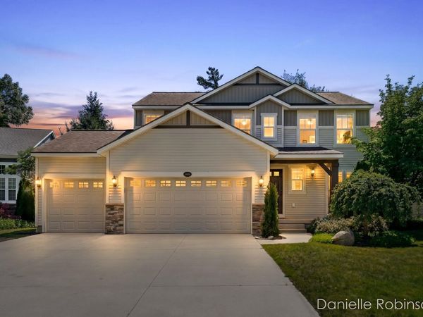 16936 Birchview Drive, Nunica, MI 49448