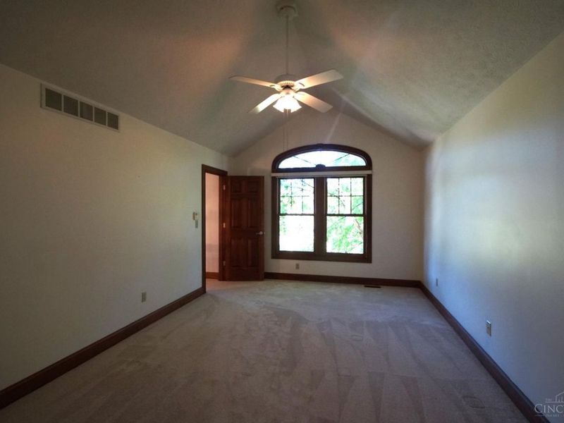 6291 Ashbourne Place, Green Township, OH 45233 Photo 12