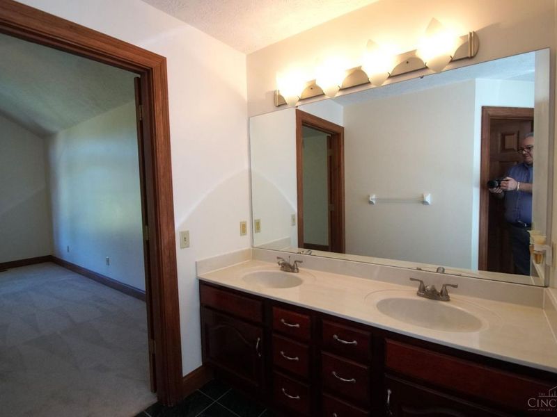 6291 Ashbourne Place, Green Township, OH 45233 Photo 13