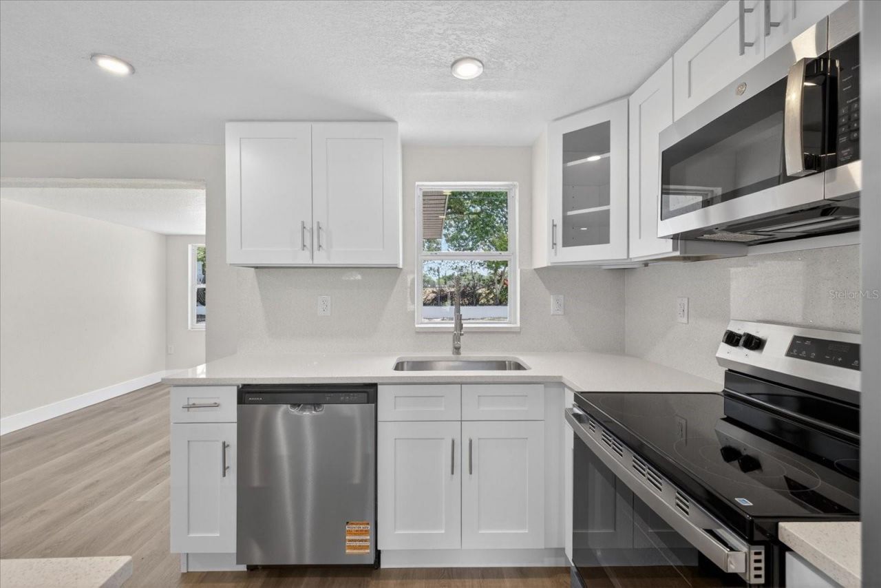 3851 Saturn Drive , New Port Richey, FL 34652 Photo