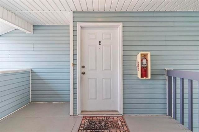 8835 Chandler Dr. Photo 5