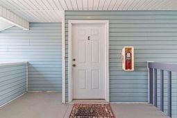 8835 Chandler Dr. photo 4