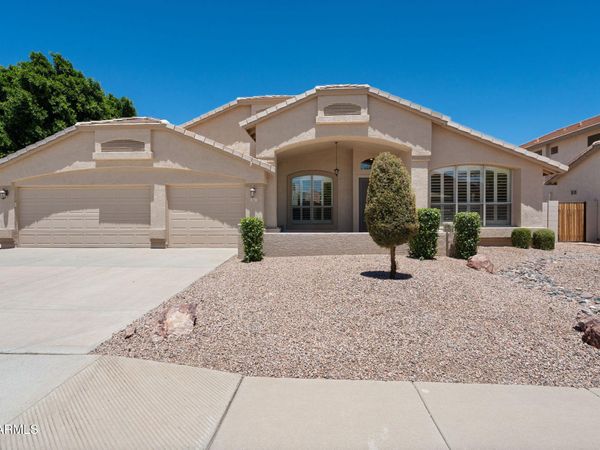 846 E CONSTITUTION Drive, Gilbert, AZ 85296