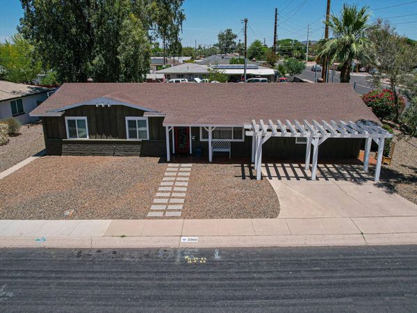 2302 W BERRIDGE Lane, Phoenix, AZ 85015