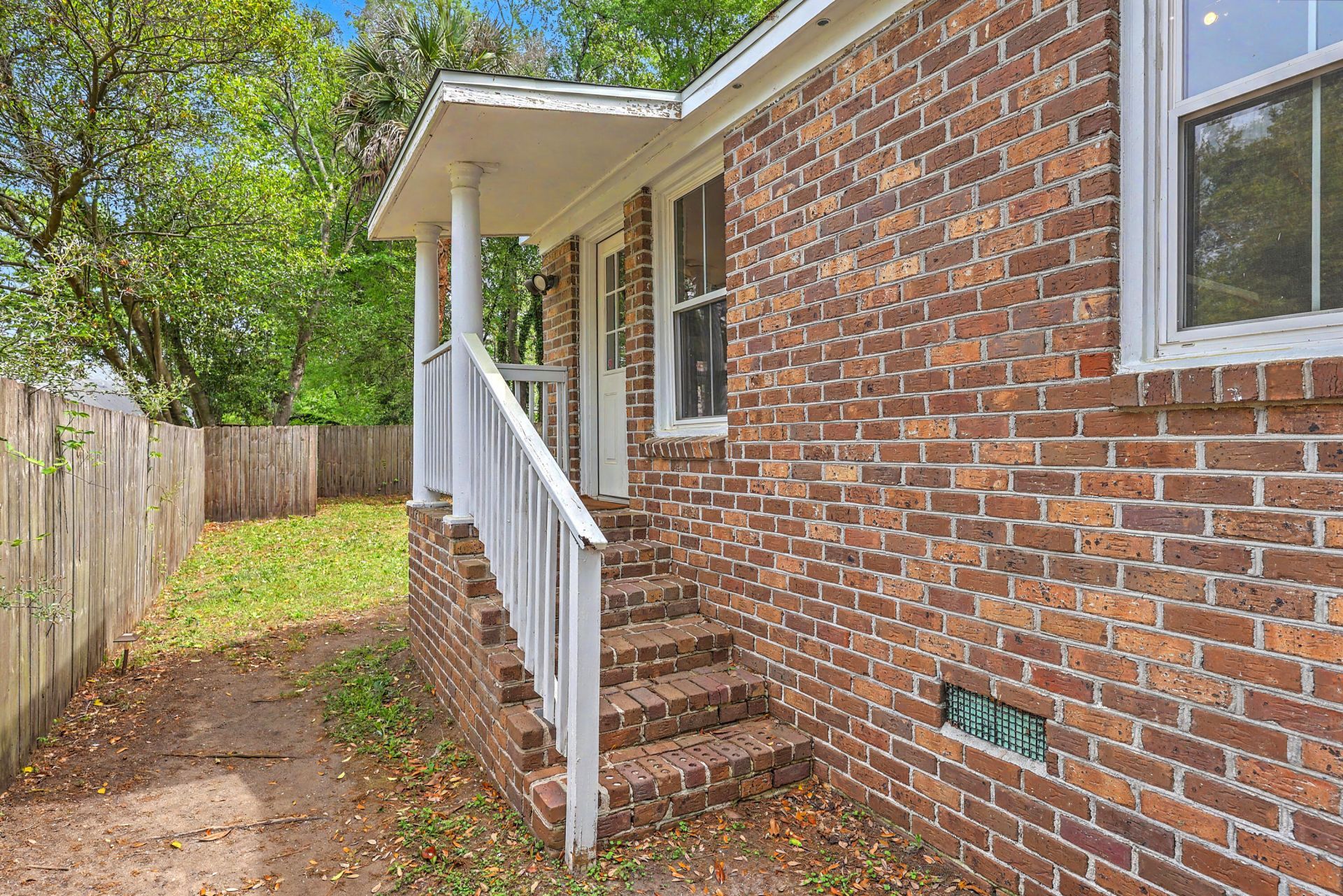 1138 Leesville Street Photo 32