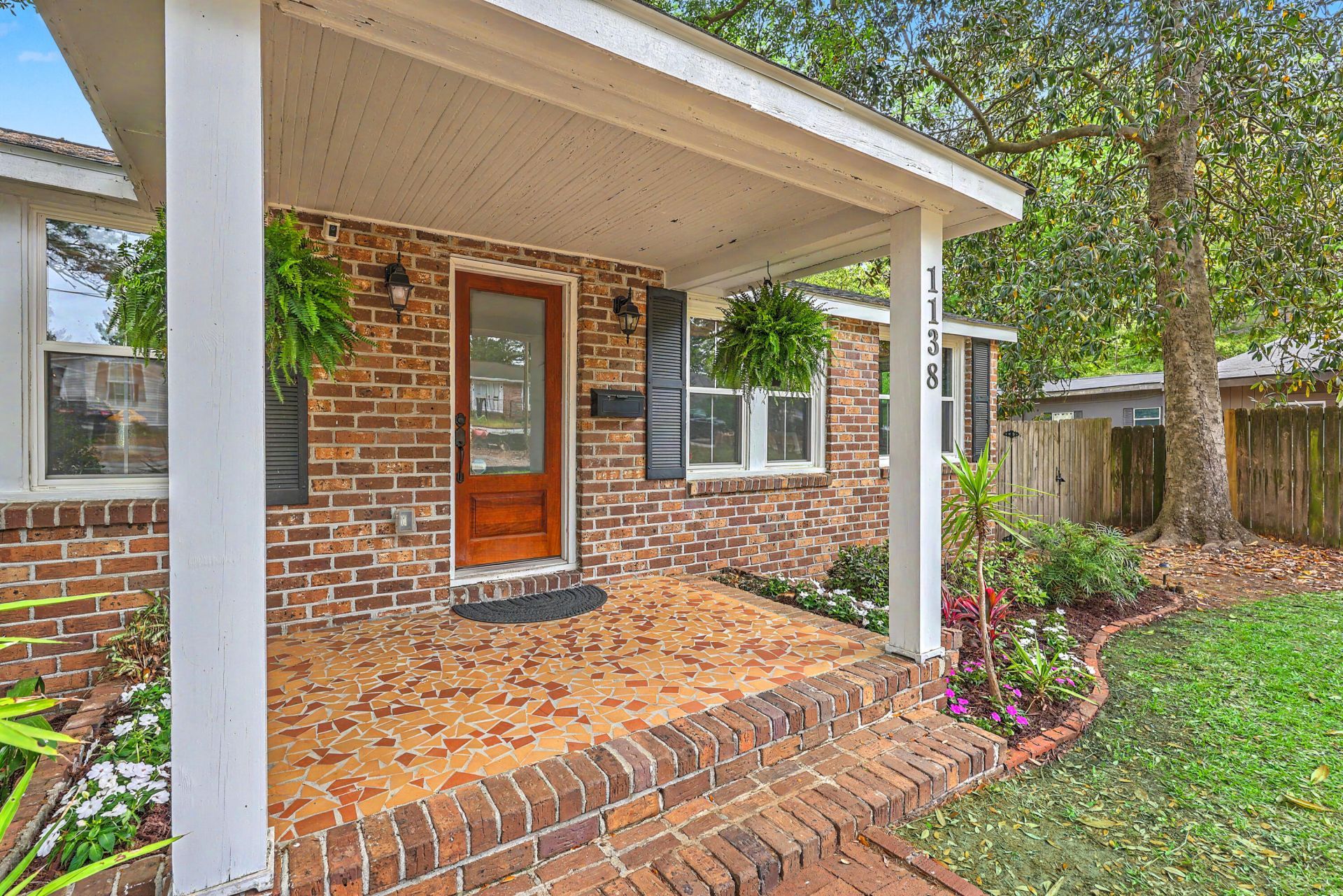 1138 Leesville Street Photo 7