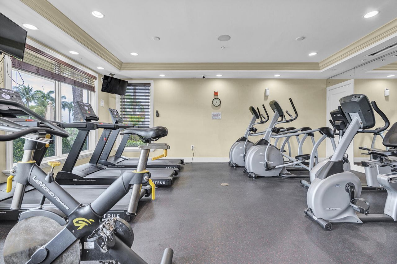 802 W Windward Way, Unit 217, Lantana, FL 33462 Photo