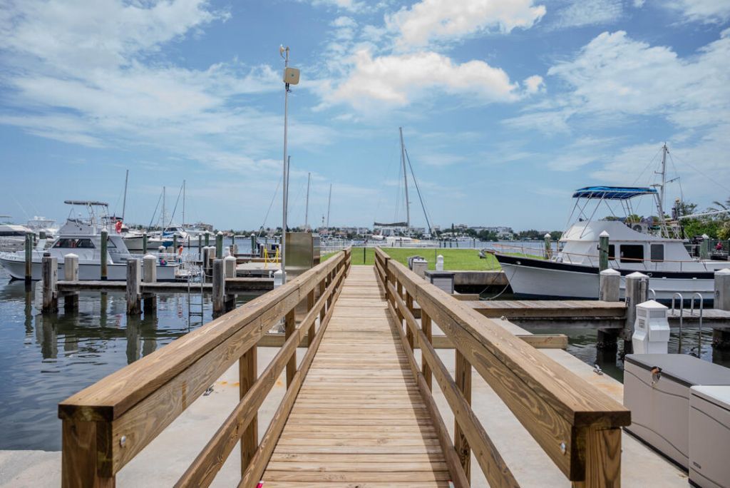 802 W Windward Way, Unit 217, Lantana, FL 33462 Photo