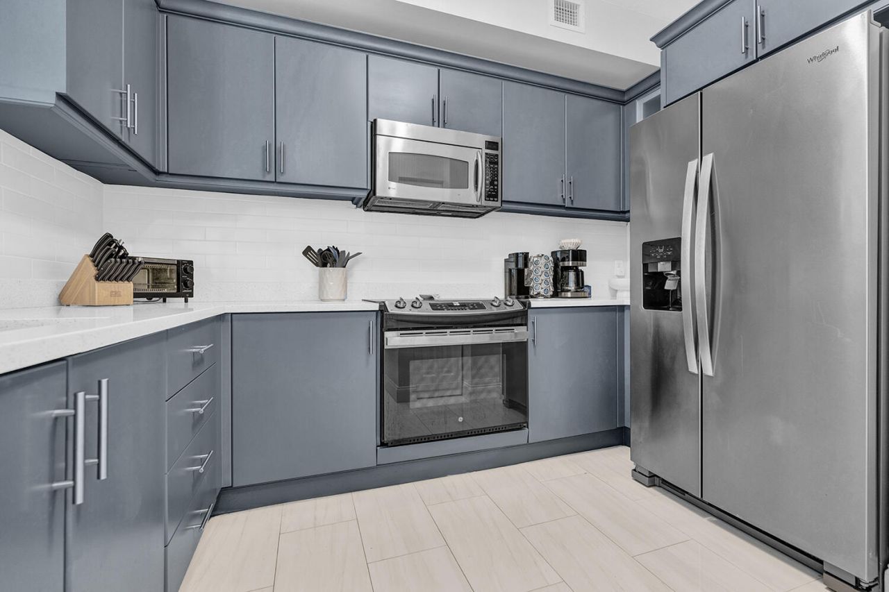 802 W Windward Way, Unit 217, Lantana, FL 33462 Photo