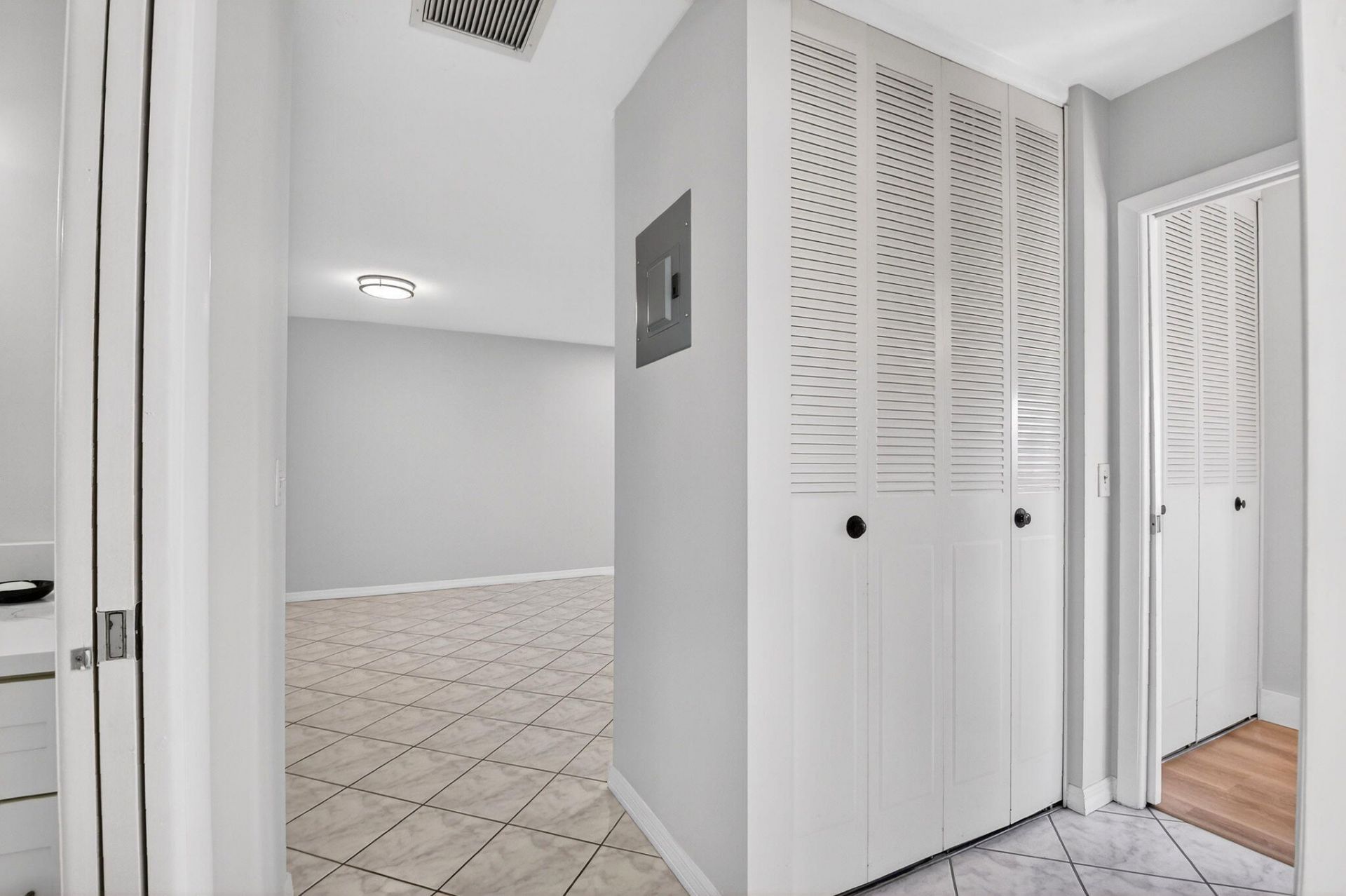 2783 Dudley Drive E, Unit D, West Palm Beach, FL 33415 Photo
