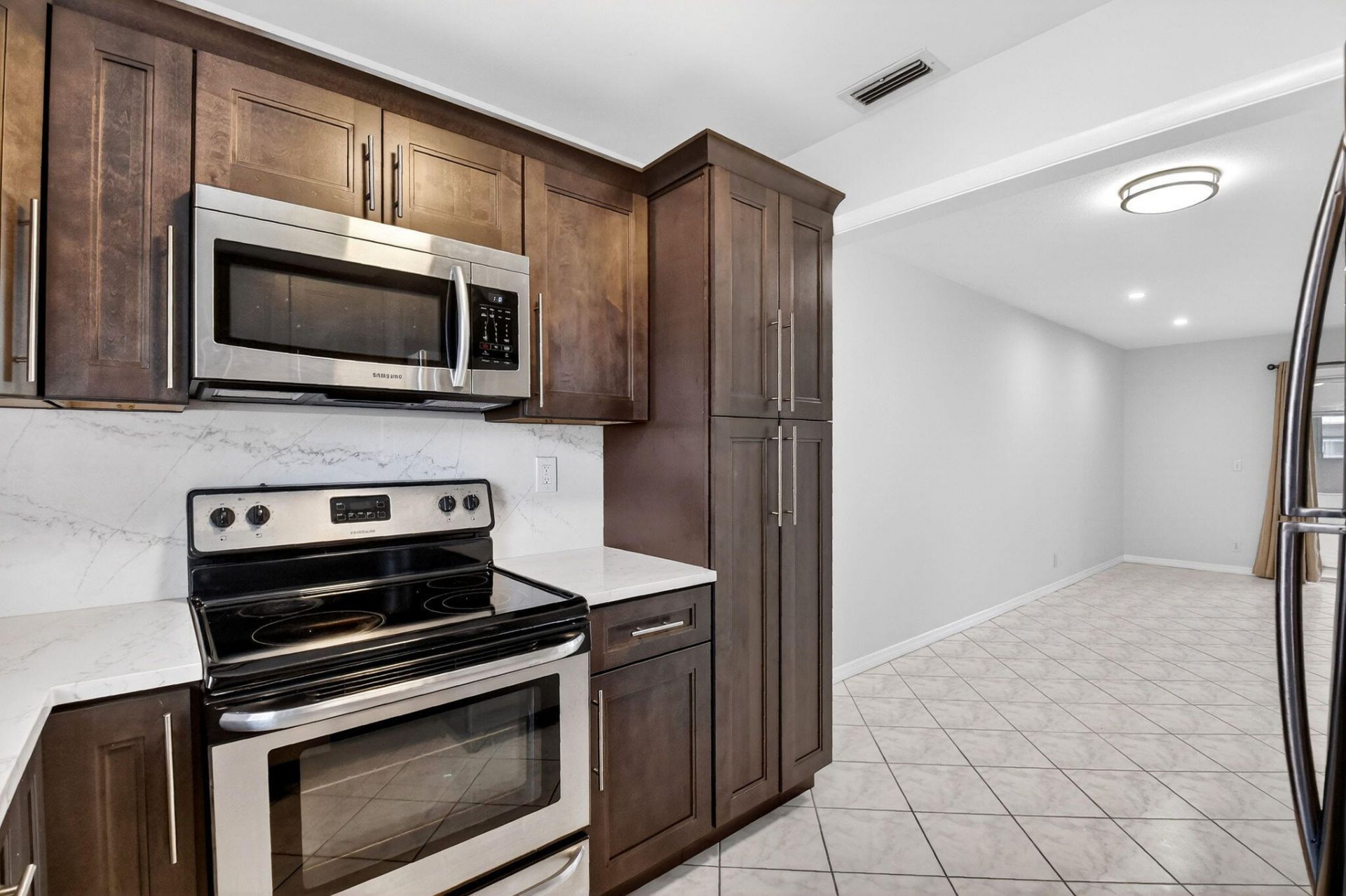 2783 Dudley Drive E, Unit D, West Palm Beach, FL 33415 Photo