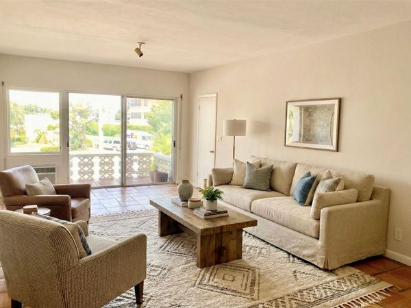 9271 W Bay Harbor Drive, Unit 11, Bay Harbor Islands, FL 33154