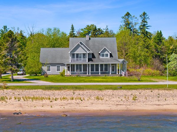 1860 S Sturgeon Point Road, Harrisville, MI 48740