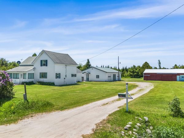 14325 Paradise Lake Road, Levering, MI 49755