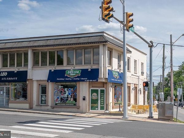 1 S VALLEY ROAD, Unit 202, PAOLI, PA 19301