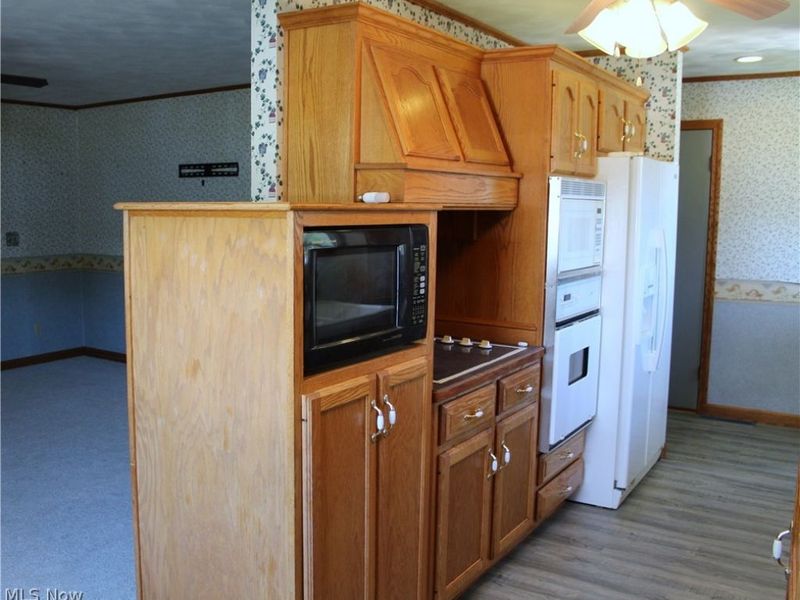 649 Standish Street NW, Massillon, OH 44647 Photo 18