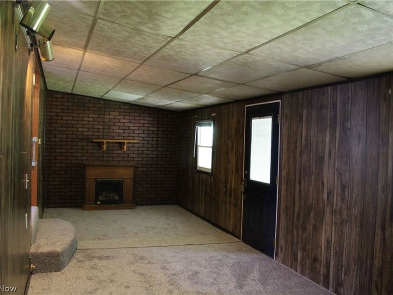 649 Standish Street NW, Massillon, OH 44647 Photo 27