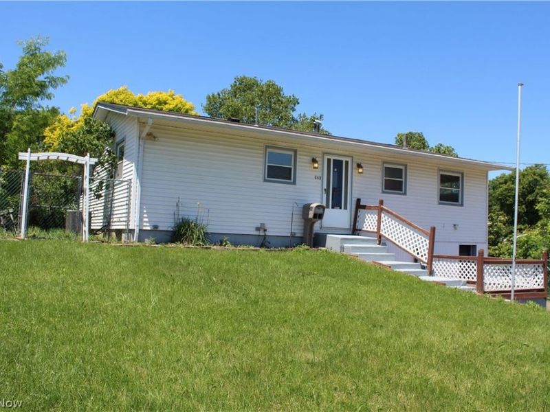 649 Standish Street NW, Massillon, OH 44647 Photo 3