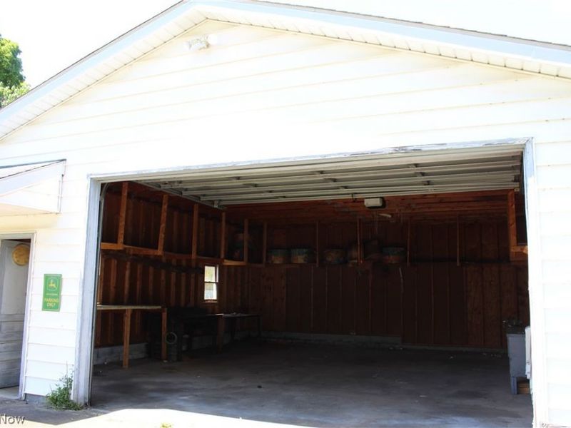 649 Standish Street NW, Massillon, OH 44647 Photo 6