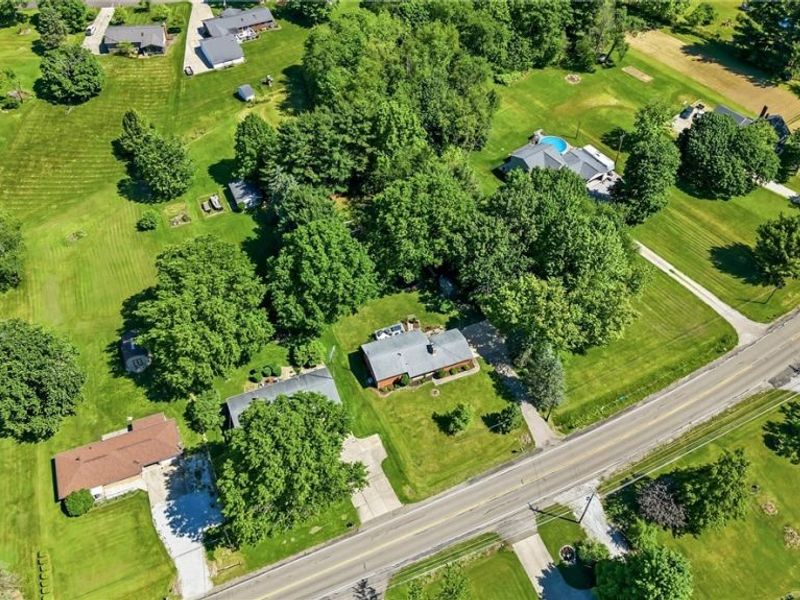 6127 Columbus Road NE, Louisville, OH 44641 Photo 45