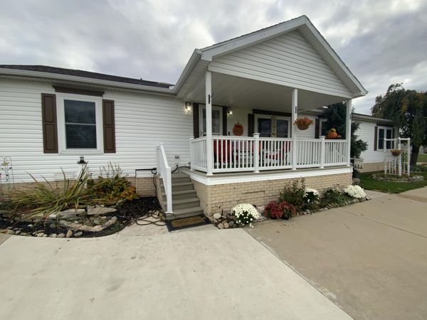 1559 Larkmore Lane, Grass Lake, MI 49240