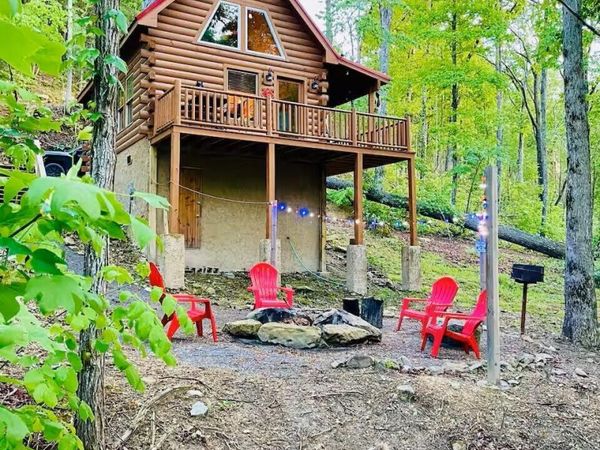 2208 Spurling Way, Sevierville, TN 37862