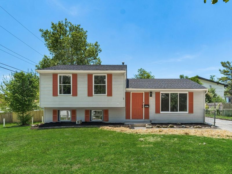 5017 Silverton Drive, Columbus, OH 43232 Photo 2