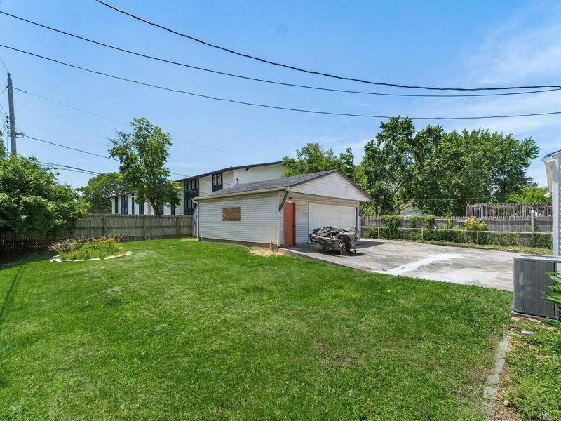 5017 Silverton Drive, Columbus, OH 43232 Photo 46