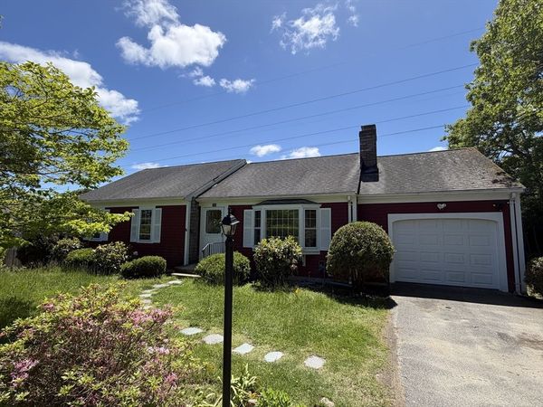 164 Eileen St, Yarmouth, MA 02675