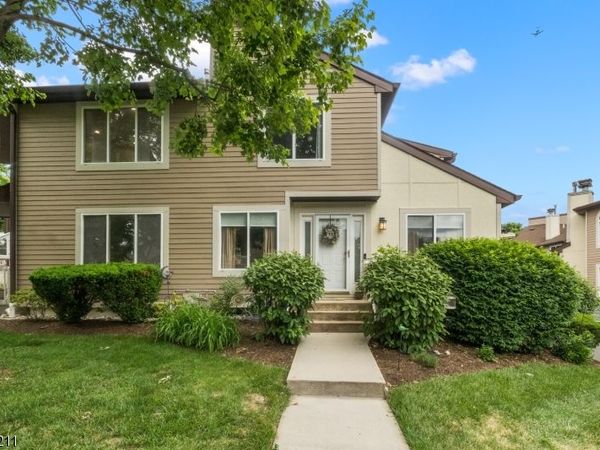 3701 Park Pl, Springfield, NJ 07081