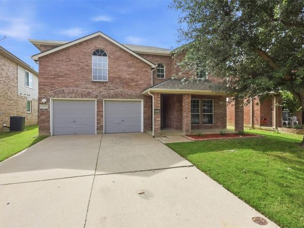 12521 Patnoe Drive, Fort Worth, TX 76028