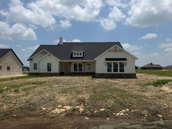 12413 Hornfels Drive, Krum, TX 76249