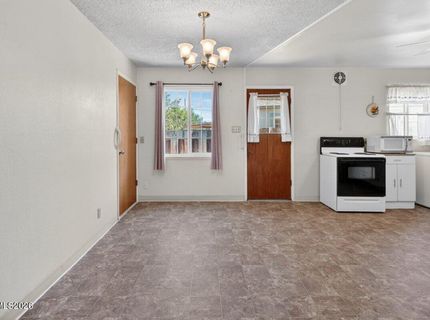7 E I Street, Sparks, NV 89431 Photo