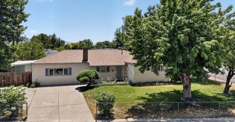 7 E I Street, Sparks, NV 89431 Photo