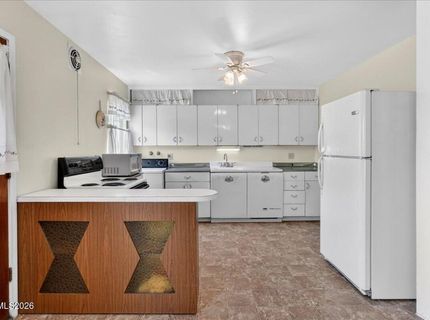 7 E I Street, Sparks, NV 89431 Photo
