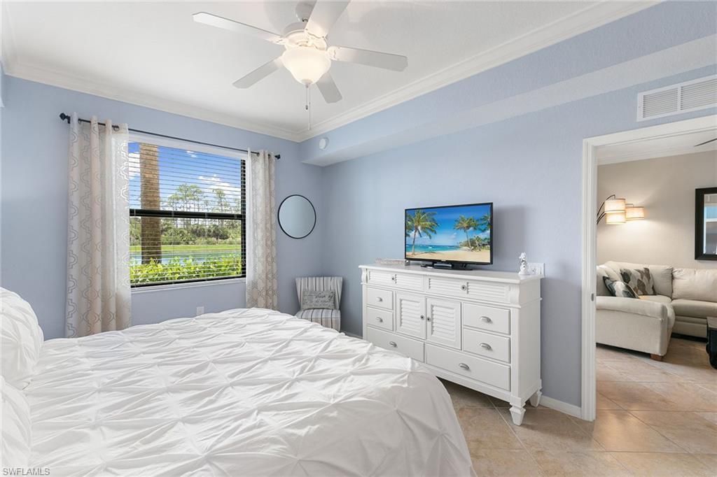 9735 Acqua Ct, Unit 615, Naples, FL 34113 Photo