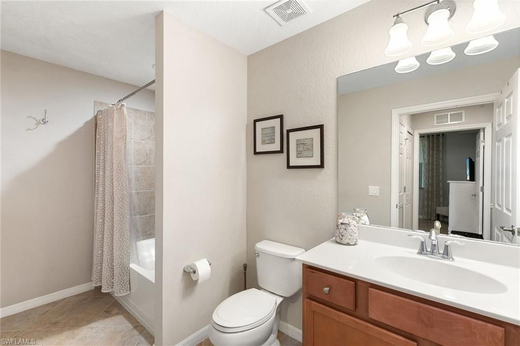 9735 Acqua Ct, Unit 615, Naples, FL 34113 Photo