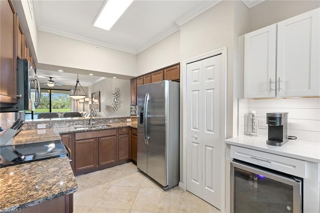 9735 Acqua Ct, Unit 615, Naples, FL 34113 Photo