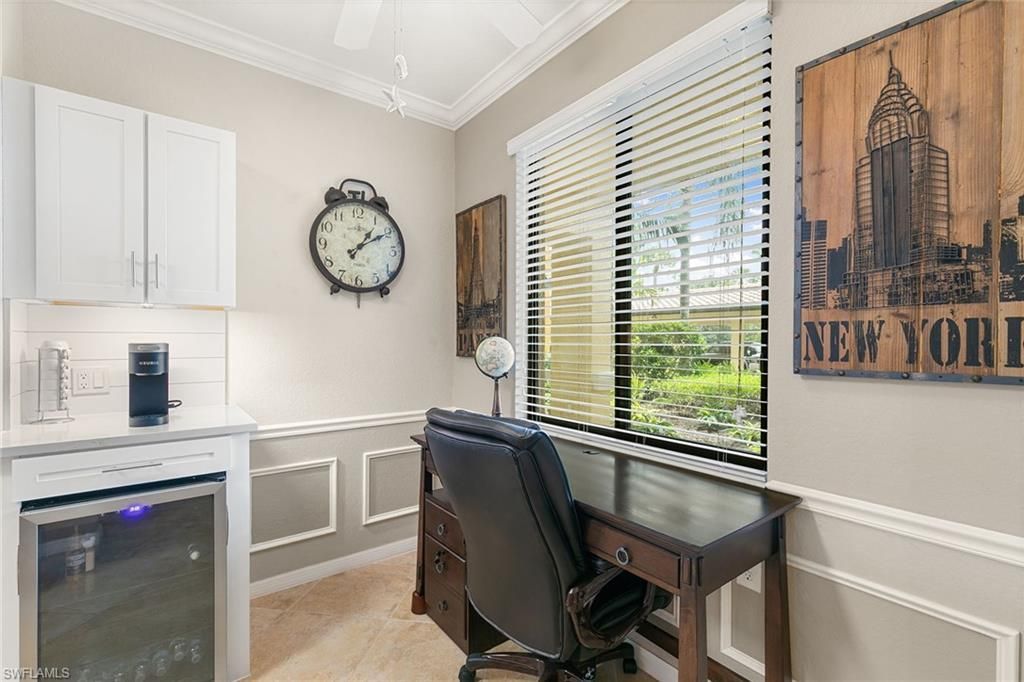 9735 Acqua Ct, Unit 615, Naples, FL 34113 Photo