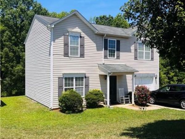 626 Bentley Lane, Burlington, NC 27217