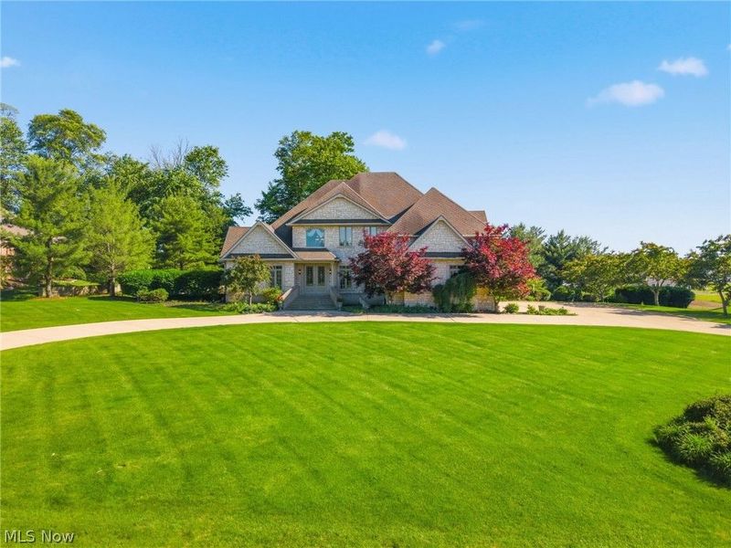 1524 Eagle Watch Street NE, Canton, OH 44721 Photo 3