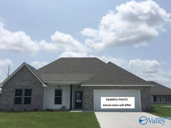 154 Elledge Farm Drive, Hazel Green, AL 35750