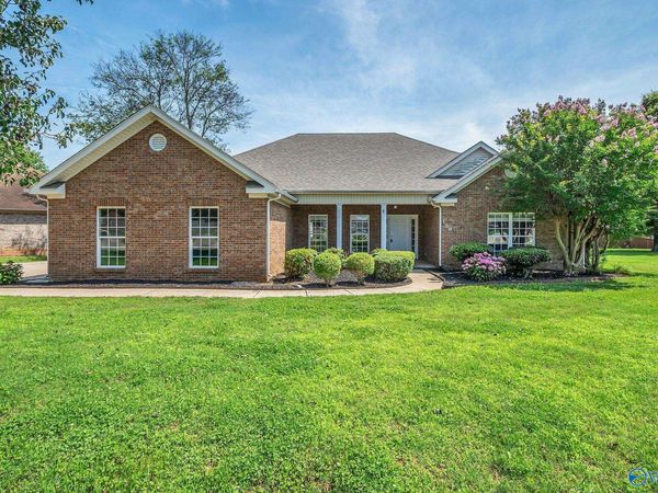 100 Tudor Place, Madison, AL 35758