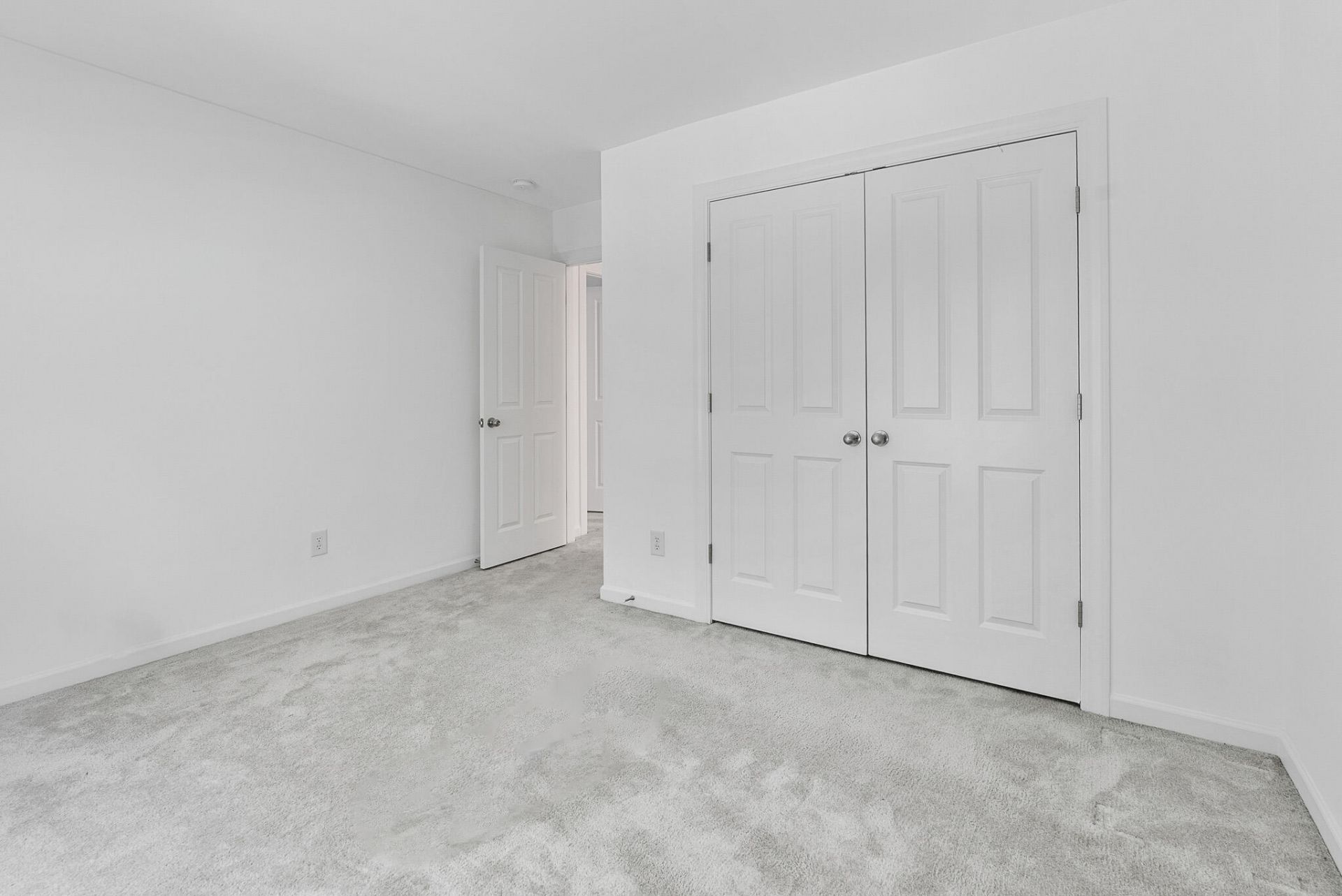 1172 Landau Lane Photo 25